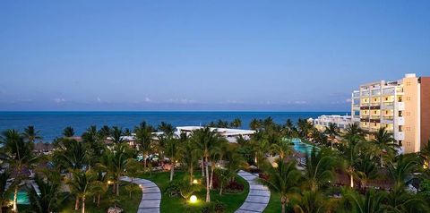 teren hotelu, budynek główny