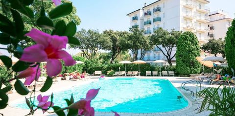 budynek główny, basen