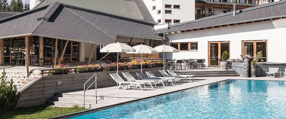 obiekt, teren hotelu, basen