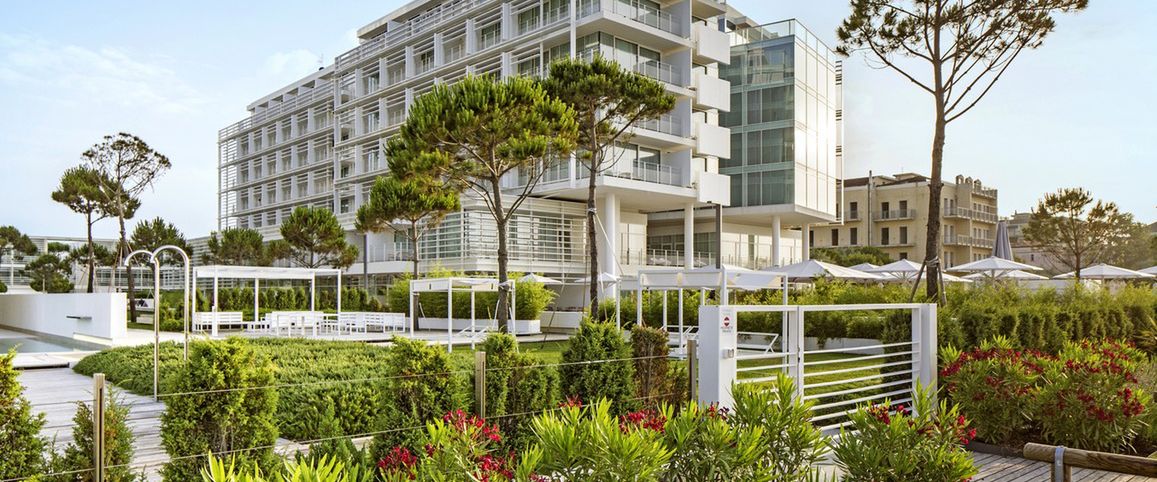 obiekt, teren hotelu