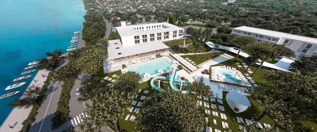 obiekt, teren hotelu