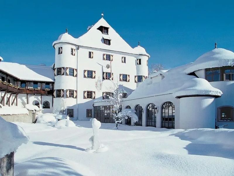 Familiy Schloss Rosenegg