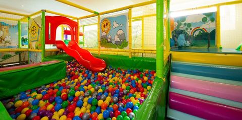 dla dzieci, kids club