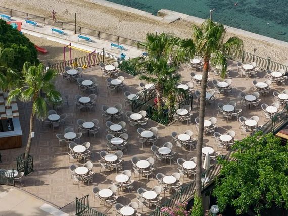 teren hotelu, restauracja