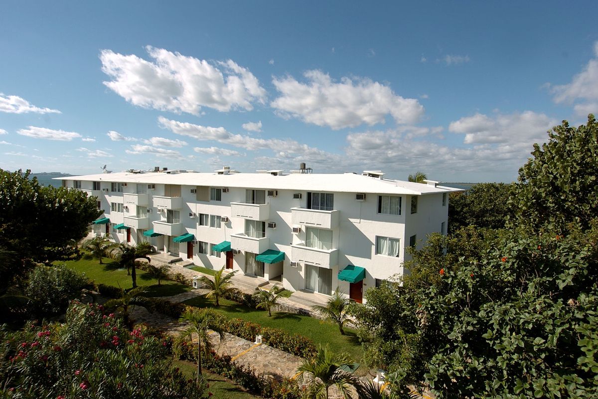 teren hotelu, obiekt