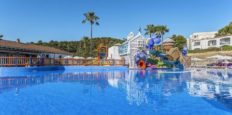 basen, zjeżdżalnia