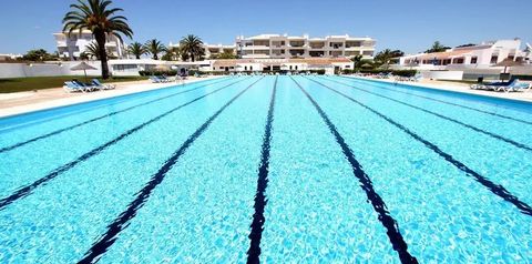 obiekt, teren hotelu, basen