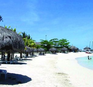 zdjęcie oferty Bluewater Maribago Beach Resort