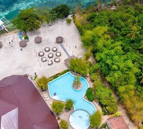 Bluewater Panglao Beach Resort