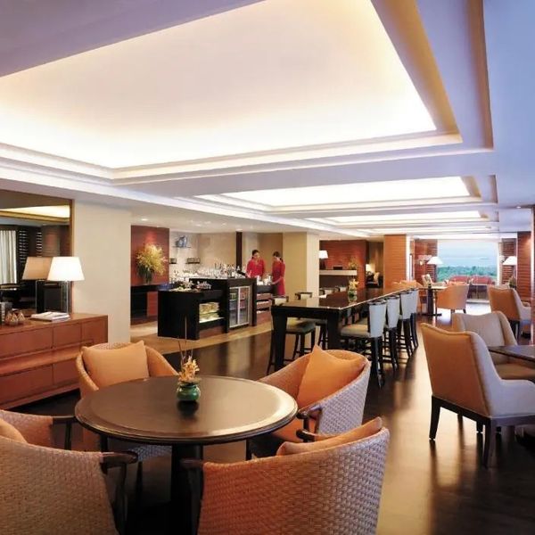 Shangri - La's Mactan Island Resort