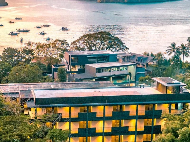 The Funny Lion El Nido