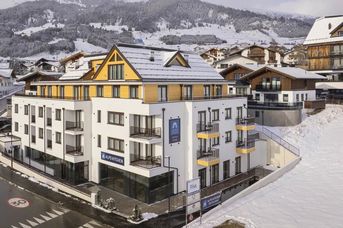 Fiss Suites by Alps Resorts