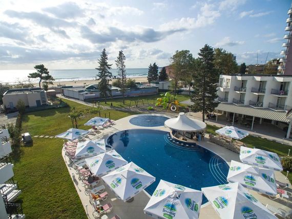 teren hotelu, basen