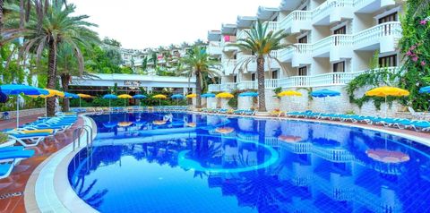 obiekt, teren hotelu, basen