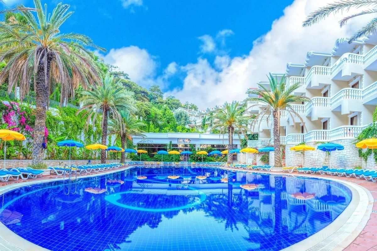obiekt, teren hotelu, basen