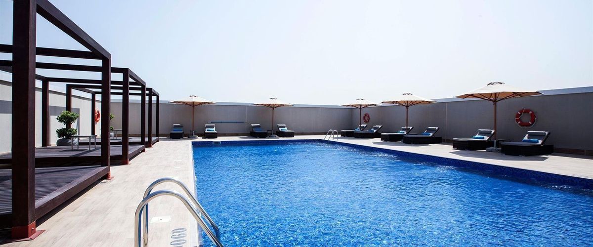 teren hotelu, basen
