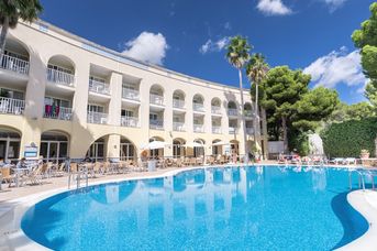 Floramar Aparthotel