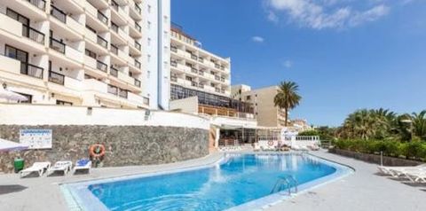 teren hotelu, obiekt, basen
