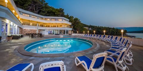 obiekt, teren hotelu, basen