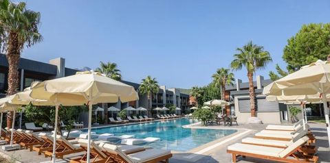 obiekt, teren hotelu, basen