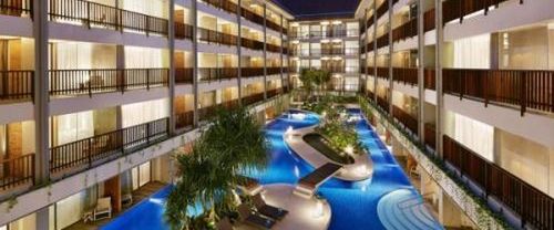 basen, teren hotelu, obiekt