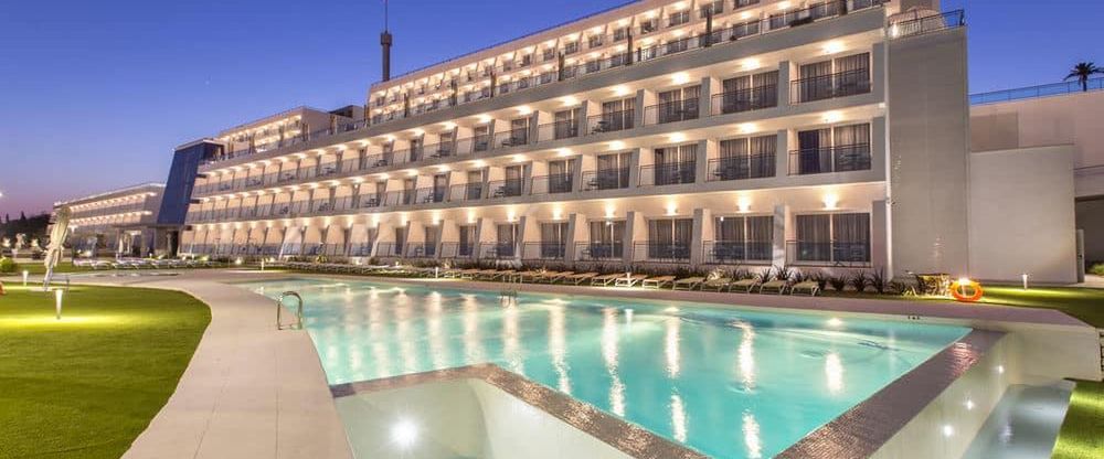 obiekt, teren hotelu, basen