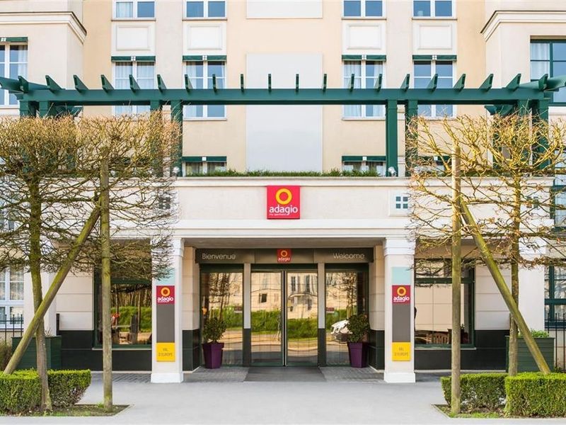 Adagio Aparthotel Marne la Vallee Val d'Europe 3*