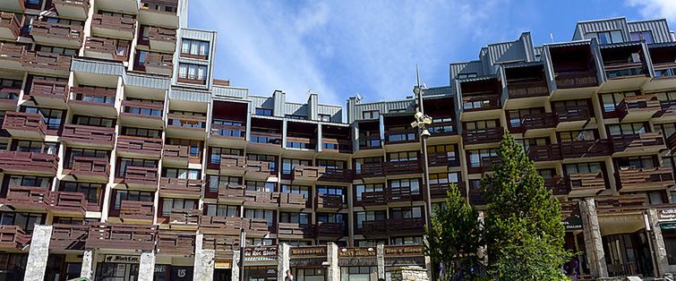 budynek główny, teren hotelu