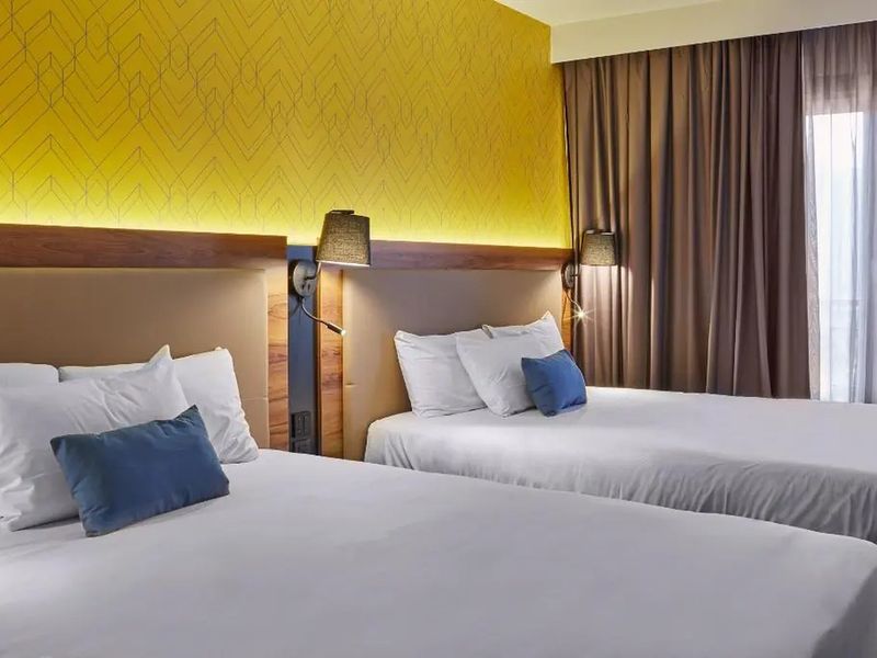 Elysee Val d'Europe 3*