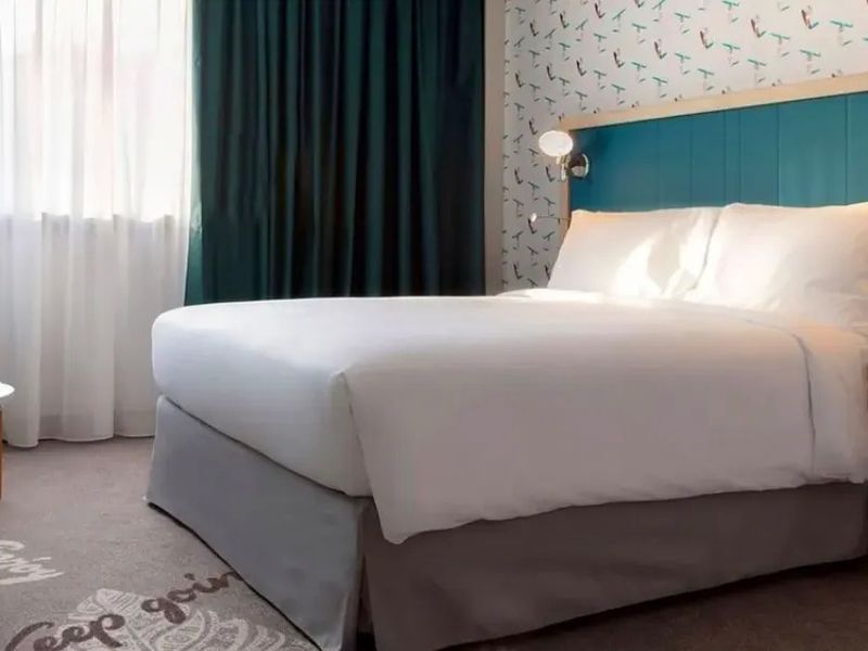 Hampton by Hilton Paris Clichy