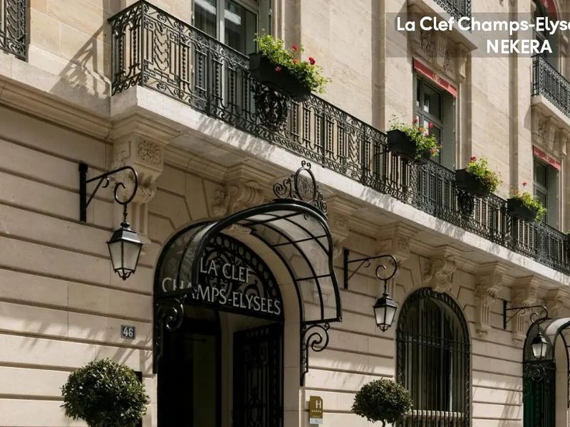 La Clef Champs Elysees Paris by The Crest Collection 5*