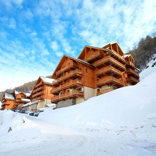 Le Hameau & Chalets de la Vallee