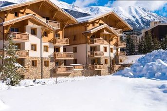 Le Hameau Du Rocher Blanc