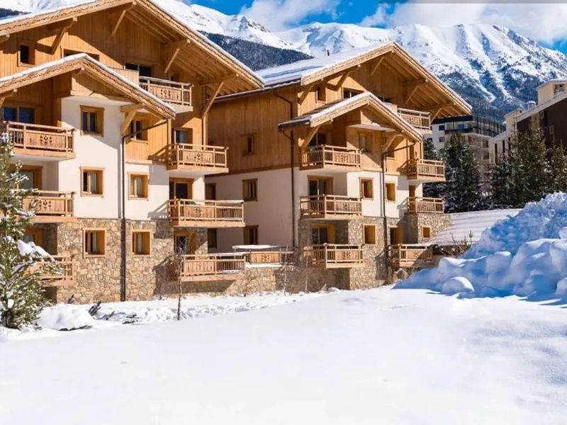 Le Hameau Du Rocher Blanc