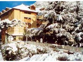 Les Grand Chalet