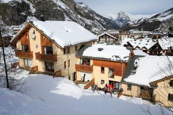 Les Roches Fleuries