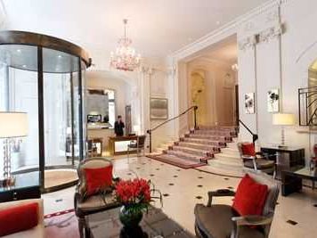 Majestic 3*