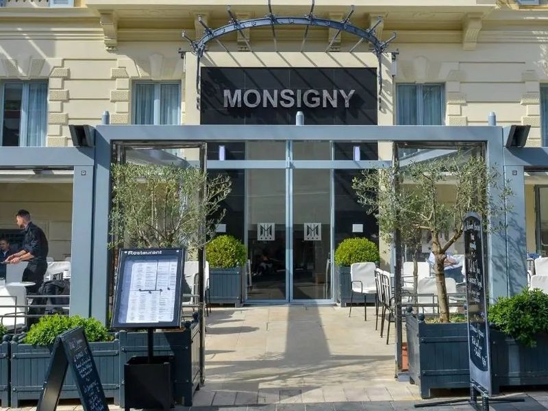 Monsigny