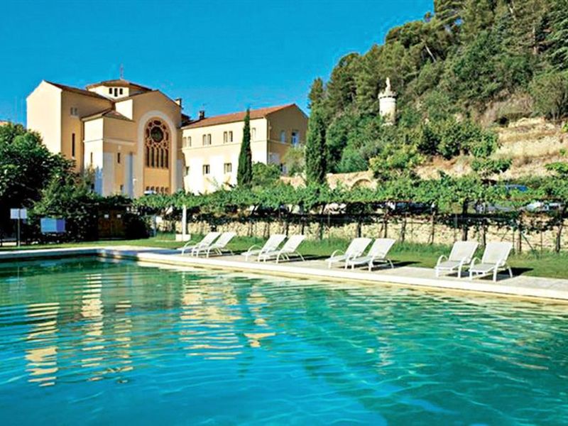 Notre Dame de Lumieres 3*