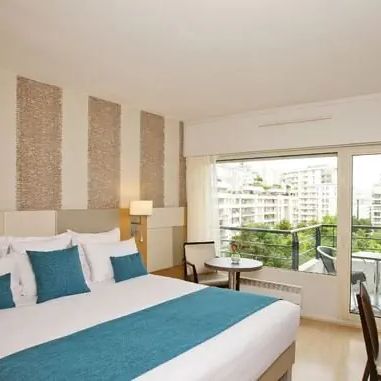 Residhome Courbevoie la Defense