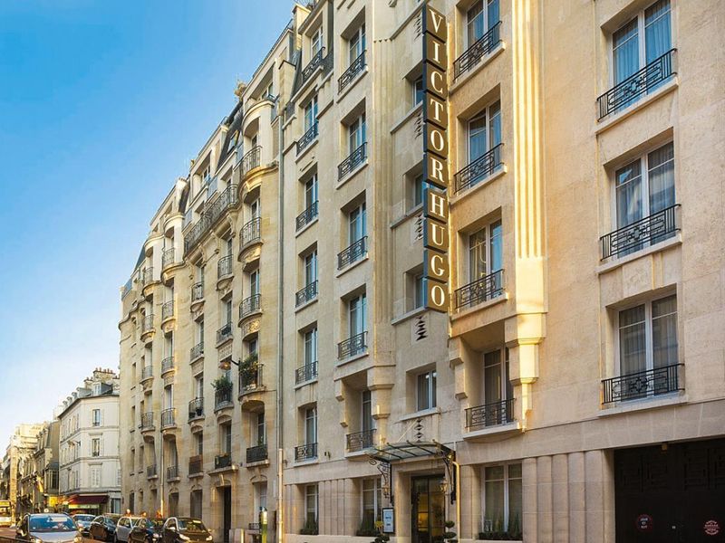 Victor Hugo 4*
