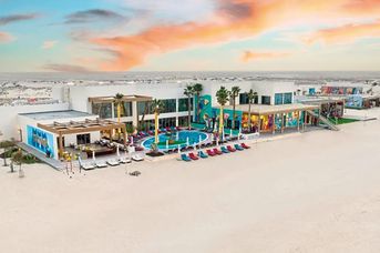 Fuwairit Kite Beach, Tapestry Collection by Hilton