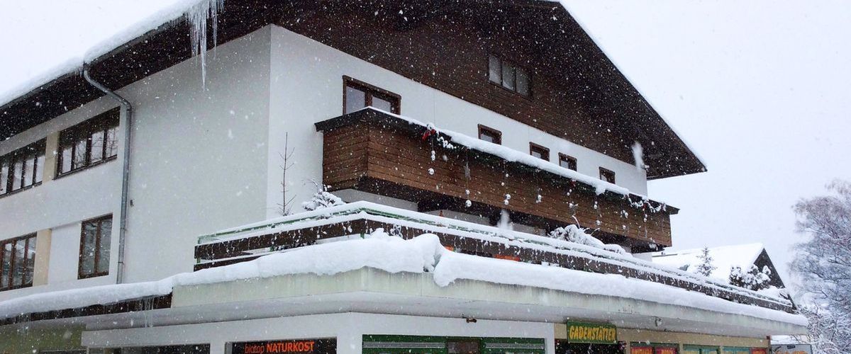 obiekt, budynek główny