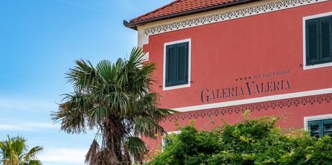 obiekt, budynek główny