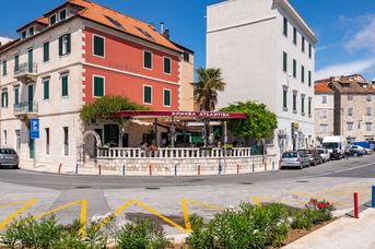 Galeria Valeria Seaside Downtown (Split)