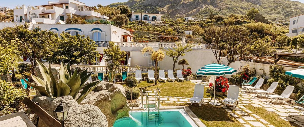 obiekt, teren hotelu