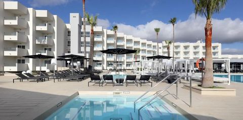 basen, budynek główny