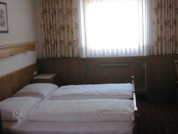Gastehaus Larchenheim 2*