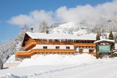 budynek główny, obiekt