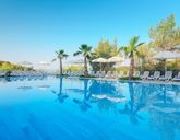 Gava Waterman Milna Resort